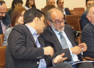 – Καλύτερα πες μας για τι πράγμα δεν φταίω…