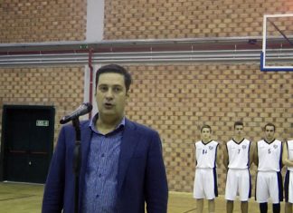 Όταν για κάποιους η «χρυσόσκονη» των εγκαινίων ποτέ δεν είναι αρκετή…