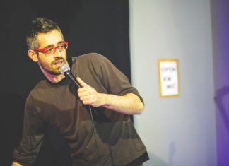 Stand up comedy στον “Τρυποκάρυδο”