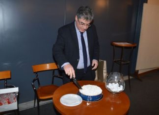 Έκοψε την πίτα της η Φιλοτελική Εταιρεία Αγρινίου