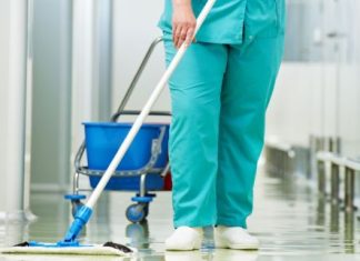 Εργατικό Κέντρο Αγρινίου : Στο πλευρό των καθαριστριών του Πανεπιστημίου στο Αγρίνιο