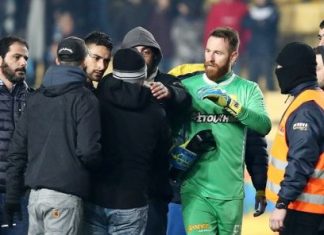 Ο κόσμος ζήτησε «εξηγήσεις»