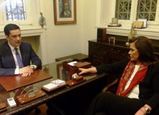 – Μπορώ να το λέω, δήμαρχε, γιατί το ζω καθημερινά: άλλαξε η πόλη