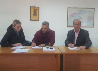 Υπεγράφη η σύμβαση για την αποκατάσταση ζημιών από πλημμύρες του 2015 στην οδοποιία του Δήμου Θέρμου