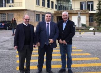 Αυτοδιοίκηση αρμ!