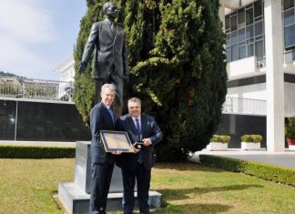 – Mayor Karapanos in the US we do not charge water to hospitals more expensive than industries