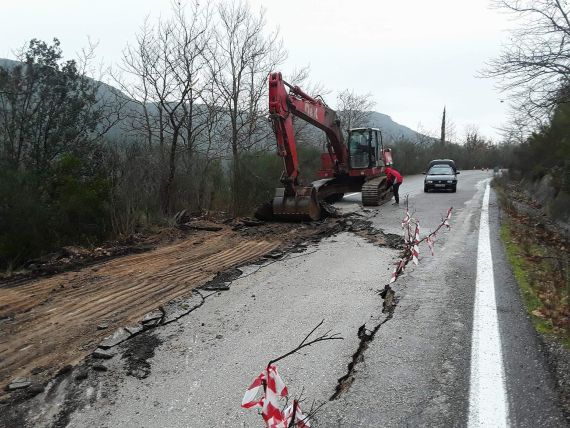 Προσωρινή πρόσβαση στον δρόμο Αγρινίου- Εμπεσού