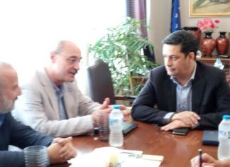 Συνάντηση Παπαναστασίου με τον πρόεδρο του ΟΚΑΝΑ