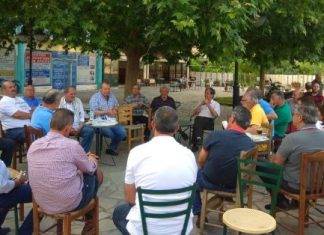 Περιοδεία του ΚΚΕ στις πληγείσες από τις πλημμύρες περιοχές του Δήμου Αγρινίου