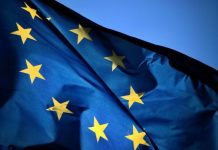 H Κομισιόν με την πατέντα του 2022: Μας συμβουλεύει να σβήνουμε τα φώτα για να εξοικονομούμε ενέργεια