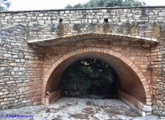 Τα δίδυμα γεφύρια της Ανάληψης