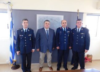 Η παραβατικότητα των Ρομά κυριάρχησε στη συνάντηση Καραπάνου με τον Ταξίαρχο ΓΕΠΑΔ