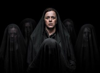 Στην ταράτσα των Καπναποθηκών Παπαστράτου συνεχίζει η «Μπερνάρντα Άλμπα»