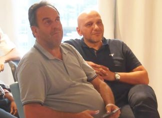 Η παρουσία Σφυρή ανατροφοδότησε το παραπολιτικό σενάριο