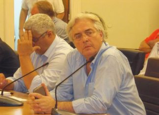 Το κύκνειο άσμα (;) του Δημήτρη Τραπεζιώτη στο δημοτικό συμβούλιο