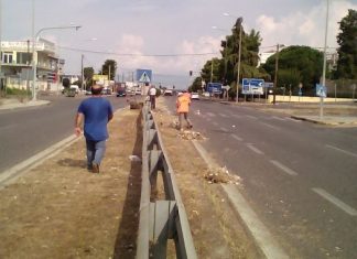 Εργασίες καθαρισμού από το δήμο Αγρινίου στην εθνική οδό