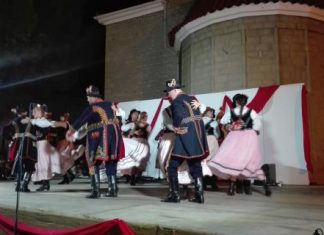 Το Διεθνές Φεστιβάλ Παραδοσιακών Χορών σε Τοπικές και Δημοτικές Ενότητες του Αγρινίου