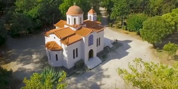 Το εκκλησάκι του Σωτήρος στο Πάρκο του Αγρινίου - ΑγρίνιοCulture