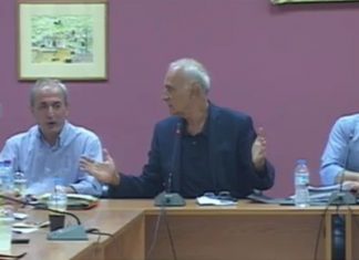 Δεν παύει και ο ΠτΔ να είναι κι αυτός πολιτικός