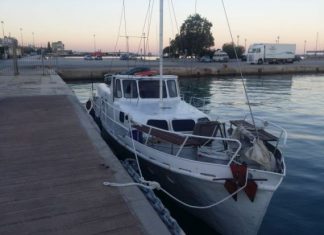Εντοπίστηκε σκάφος με 60 μετανάστες στο Αντίρριο