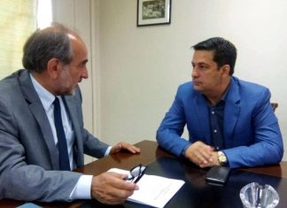 – Το σκέφτομαι, Γιώργο μου, αν και δεν ήσουν φρόνιμος, μπορεί και να στηρίξω