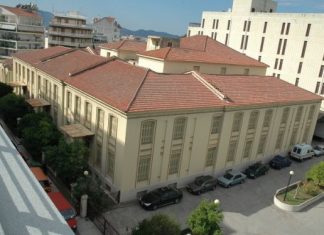Εγκατάλειψη των Καπναποθηκών Παπαστράτου: αδιαφορία ή ανικανότητα;