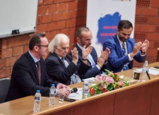 Παρουσιάστηκε στην Αθήνα το βιβλίο του Δ. Τριαντακωνσταντή «Καλά Νιάτα Καλά Γεράματα»