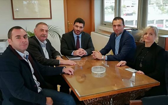 συναντηση με τεμπονερα