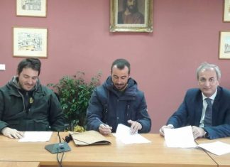 Υπογράφτηκε η σύμβαση για την αναβάθμιση του γηπέδου στο Θέρμο