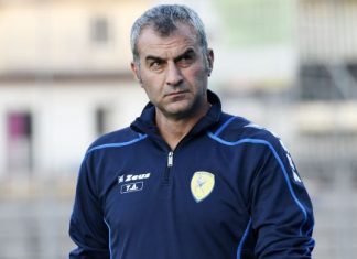 Δέλλας: «Παίζαμε τους κόπους μιας χρονιάς, οφείλουμε συγγνώμη στον ιδιοκτήτη»