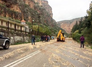 Σύσκεψη στην Περιφέρεια για τα έντονα καιρικά φαινόμενα – Κριτική από Φαρμάκη