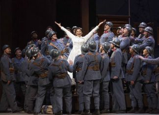 Η Όπερα «Το Κορίτσι του Συντάγματος» στο ΔΗΠΕΘΕ Αγρινίου live από τη Νέα Υόρκη