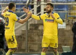 Μπαΐροβιτς: Να παλεύουμε μέχρι τέλους