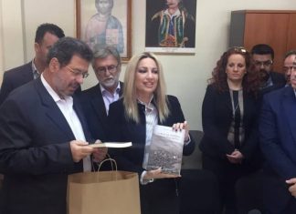 Η Γεννηματά στην Αμφιλοχία: : «Δυναμώνει το προοδευτικό ρεύμα απέναντι στις δύο όψεις της συντήρησης»