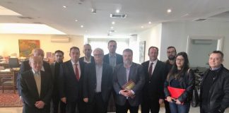 Με άκομψο τρόπο η συνάντηση Γαβρόγλου με την Επιτροπή του Μεσολογγίου, λέει το Υπουργείο