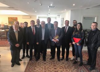 Με άκομψο τρόπο η συνάντηση Γαβρόγλου με την Επιτροπή του Μεσολογγίου, λέει το Υπουργείο