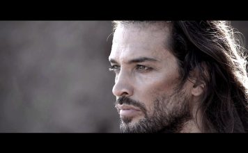 Ο Ασπροδόντης με τον Μάριο Ιορδάνου στο Αγρίνιο