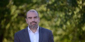 Ο Χάρης Καραπάνος υποψήφιος στο συνδυασμό του Νεκτάριου Φαρμάκη