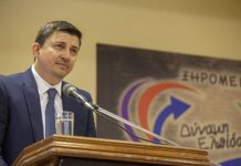 Πλατυγιάλι: Υπεραισιόδοξος ο Τριανταφυλλάκης, «βλέπει» μπουλντόζες μέσα στο 2027