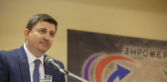 Πλατυγιάλι: Υπεραισιόδοξος ο Τριανταφυλλάκης, «βλέπει» μπουλντόζες μέσα στο 2027