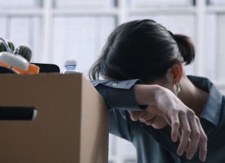 Ο κοινωνικός κρατισμός συνεχίζει να κρατά αιχμάλωτη την Ελλάδα