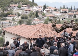 “Ποιος πήγε τον Κυριάκο στην Ανάληψη;”