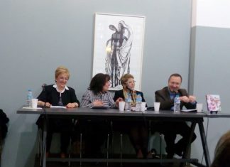 Παρουσιάστηκε στο Αγρίνιο το βιβλίο “Μόνο Στιγμές” της Ευδοκίας Φελώνη