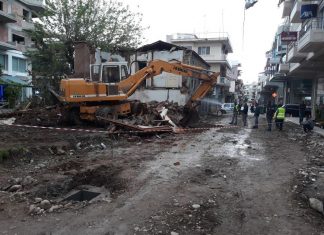 Ένας σκασμός λεφτά για ένα χαλέπιτο…