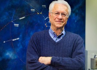 Ο δρ. Σταμάτης Κριμιζής στο Αγρίνιο