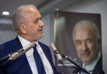 Μάλλον ο Κ. Λύρος έλειπε από το Μεσολόγγι