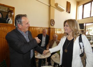 Στα Καραπανέικα περιόδευσε η Χριστίνα Σταρακά: «Εμείς νοιαζόμαστε για τις γειτονιές και έχουμε λύσεις που λαμβάνουν υπόψη τους πολίτες»