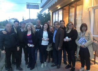 Συνεχίζει τις περιοδείες και τις επαφές με τους πολίτες ο Σταύρος Καμμένος