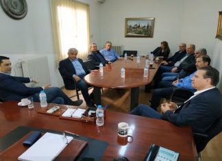 Η συγκολλητική ουσία της επόμενης μέρας;