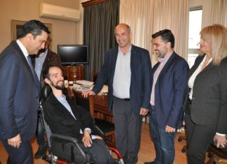 Θερμή υποδοχή στον Στ. Κυμπουρόπουλο από τον Γ. Παπαναστασίου